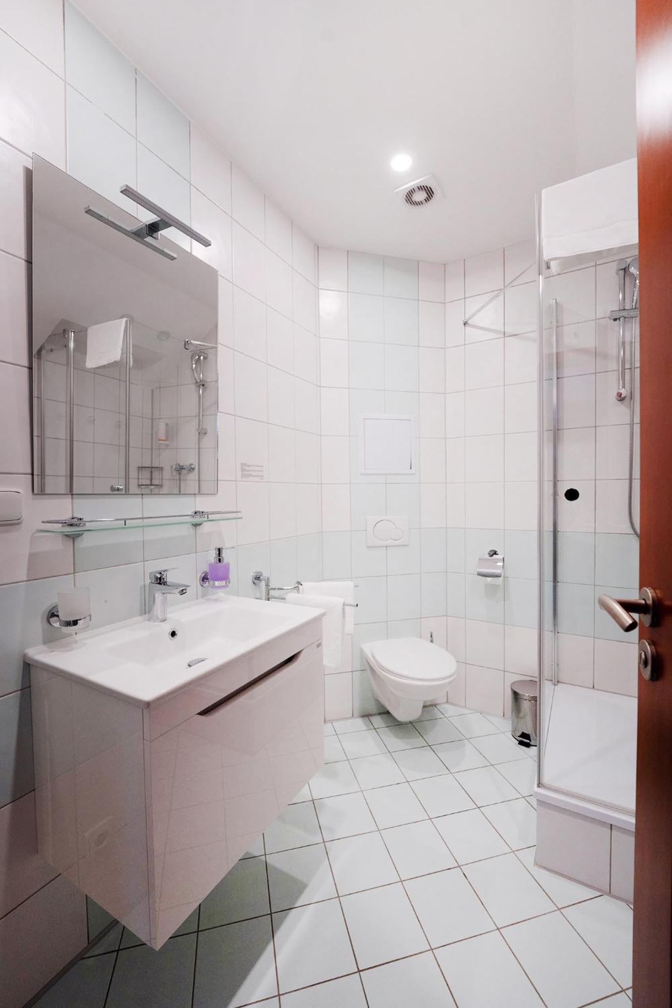 Andel Apartahotel 3*