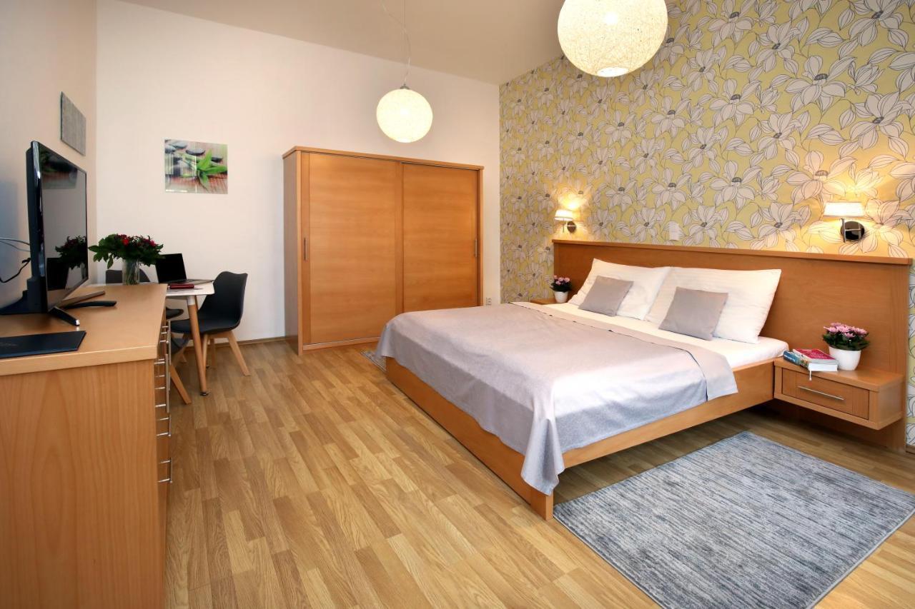 Andel Apart-hotel